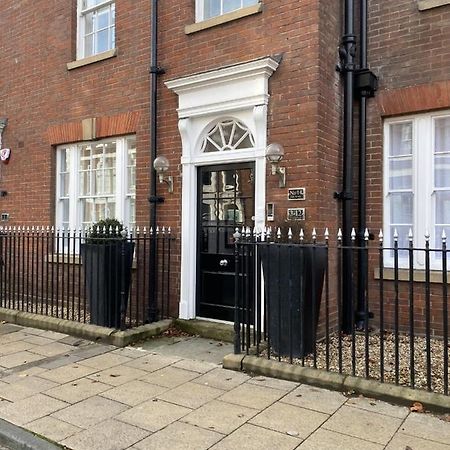 10 Bootham House - Luxury City Centre Apartment With Free Parking For One Car York Eksteriør bilde